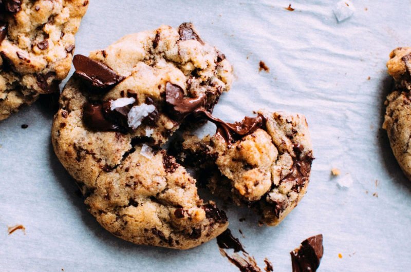 Cookie Magic: Your Go-To Easy Chocolate Chip Recipe