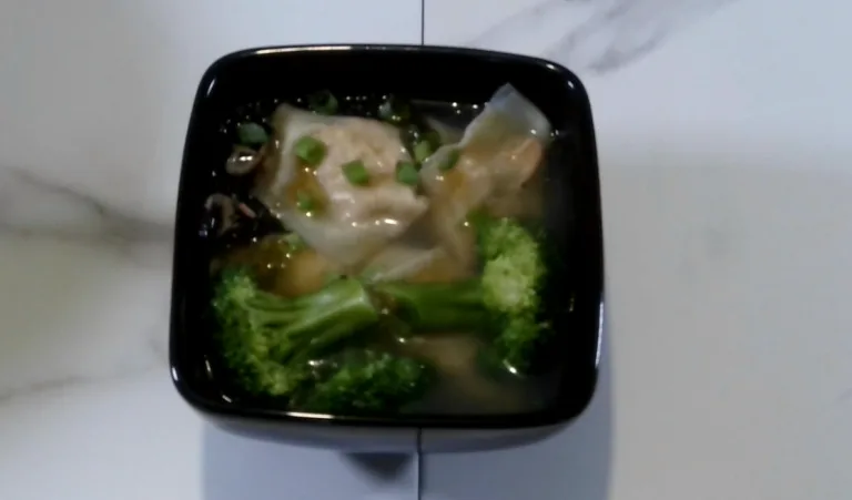 mini chicken and onion dumplings