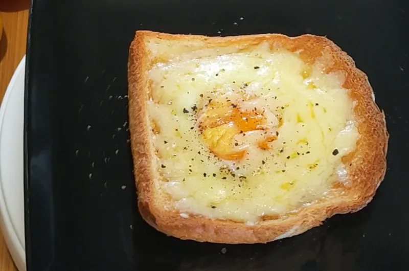 How to Make Egg Cheese On Toast - AirFried