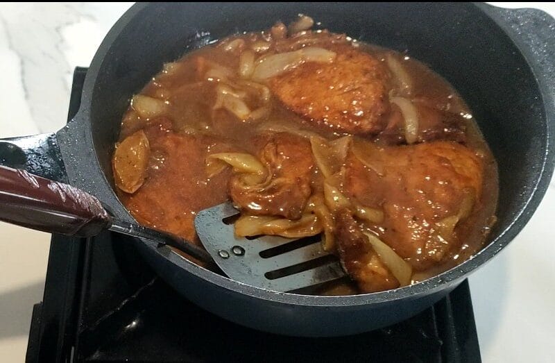 Chinese Style Soft Pork Loin Steaks with Onion